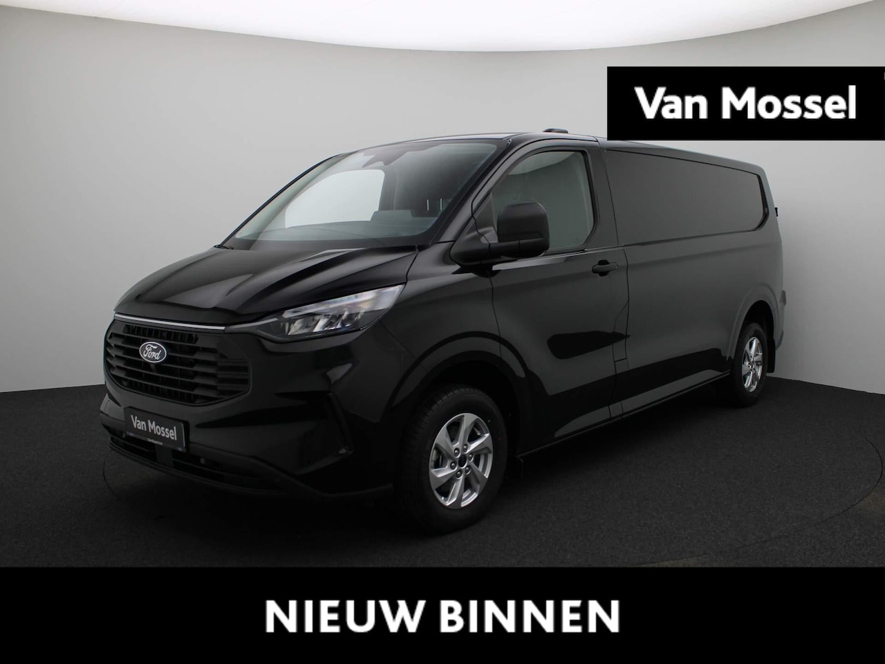 Ford Transit Custom - 320 2.0 TDCI L2H1 Trend | 400 W Omvormer | Driverassistance pack + Navigatie | Lichtmetale - AutoWereld.nl