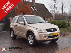 Suzuki Grand Vitara - 1.6-16V Exclusive | Camera | Trekhaak | Airco | Stoelverwarming |