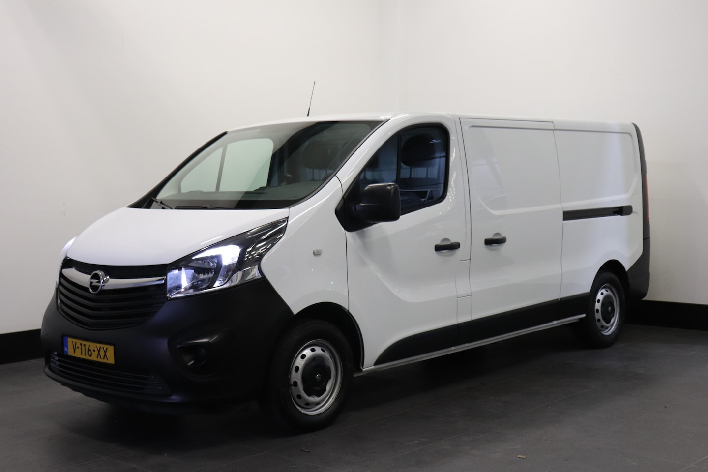 Opel Vivaro - 1.6 CDTI 125 PK L2 2x Schuifdeur EURO 6 - Airco - Navi - Cruise - € 10.900,- Excl. - AutoWereld.nl