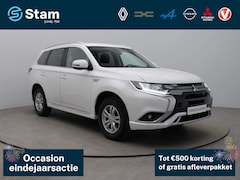 Mitsubishi Outlander - 240 pk PHEV Pure Automaat Camera | Climate | Parksens. achter | Voorstoelen verwarmd