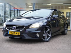 Volvo V40 - 1.6 D2 R-Design | 5deurs | Airco | Elek. Pakket | Vol opties | Lm velgen | PDC | Inruil mo