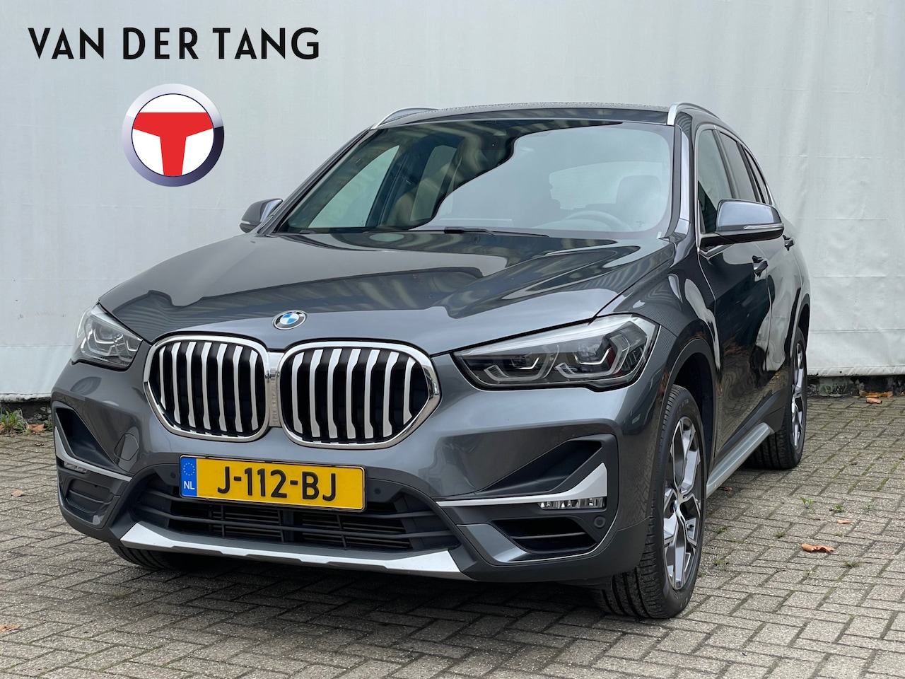 BMW X1 - sDrive20i VDL Nedcar Ed. / trekhk / leer / HK hifi etc. - AutoWereld.nl