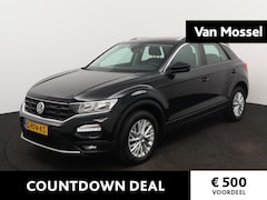 Volkswagen T-Roc - 1.5 TSI Style | Navigatie | Airco | Parkeersensoren | Elektrische achterklep