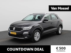 Volkswagen T-Roc - 1.5 TSI Style Business 150 PK DSG | Automaat | Apple Carplay | Adaptive Cruise Control | P