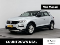 Volkswagen T-Roc - 1.5 TSI Style Business | Automaat | Navigatie | Airco | 16 Inch Velgen | Zwart dak | Parke