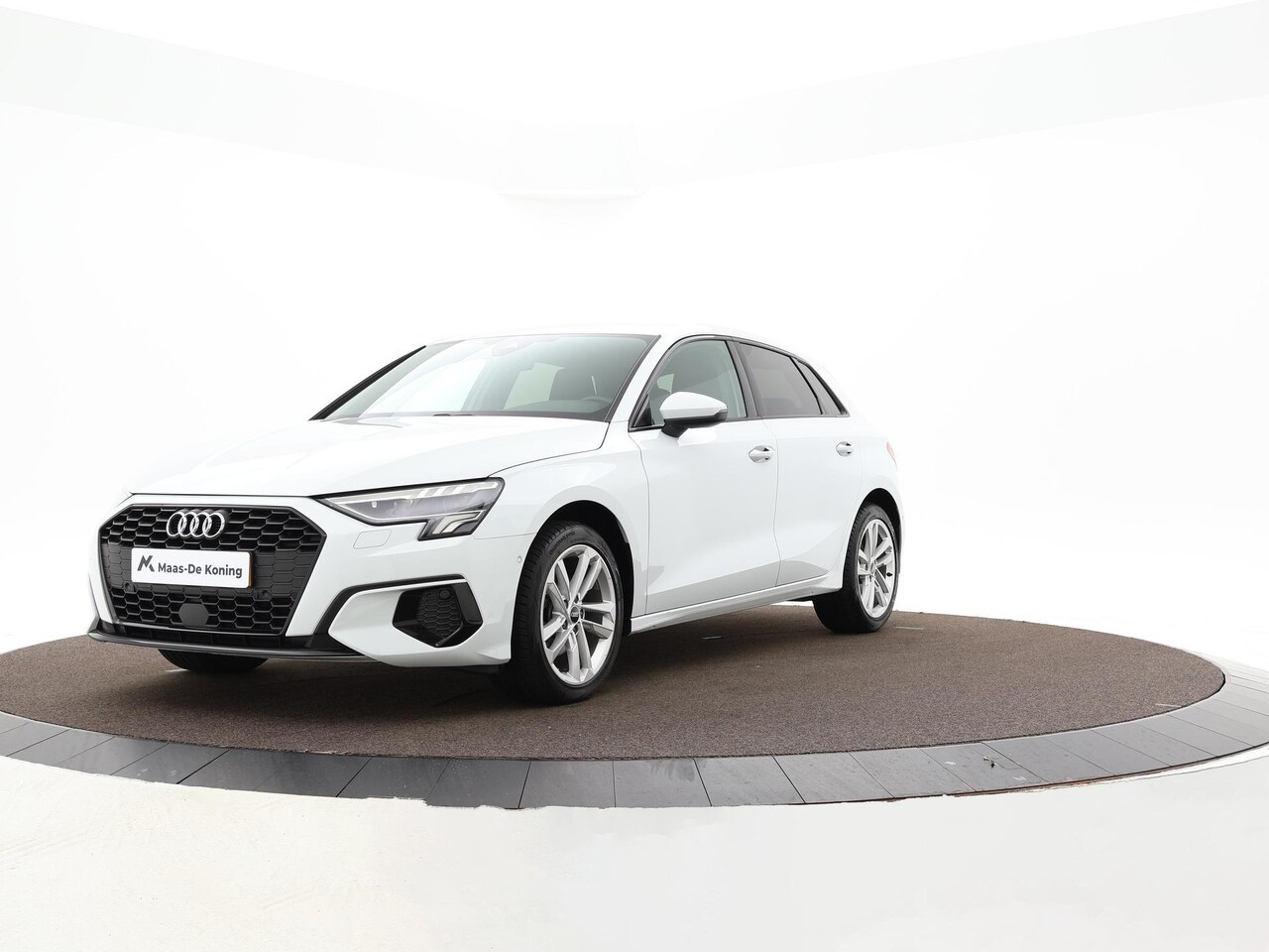 Audi A3 Sportback - 30 TFSI 110pk S-Tronic Advanced Edition · Apple Carplay/Android Auto · Parkeer Assistent · - AutoWereld.nl