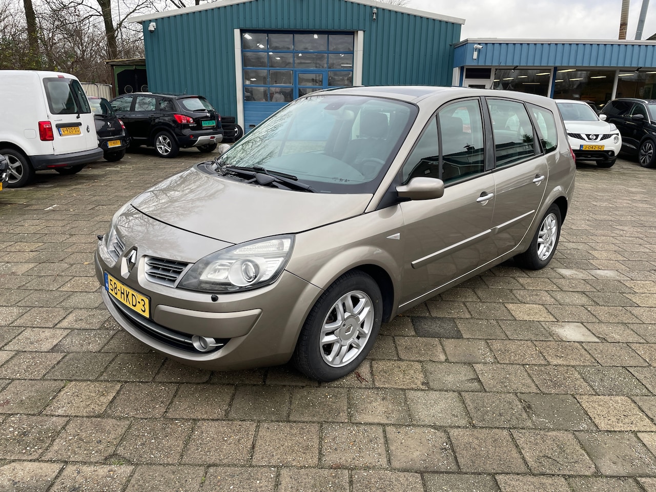 Renault Grand Scénic - 2.0-16V Tech Line 2.0-16V Tech Line - AutoWereld.nl