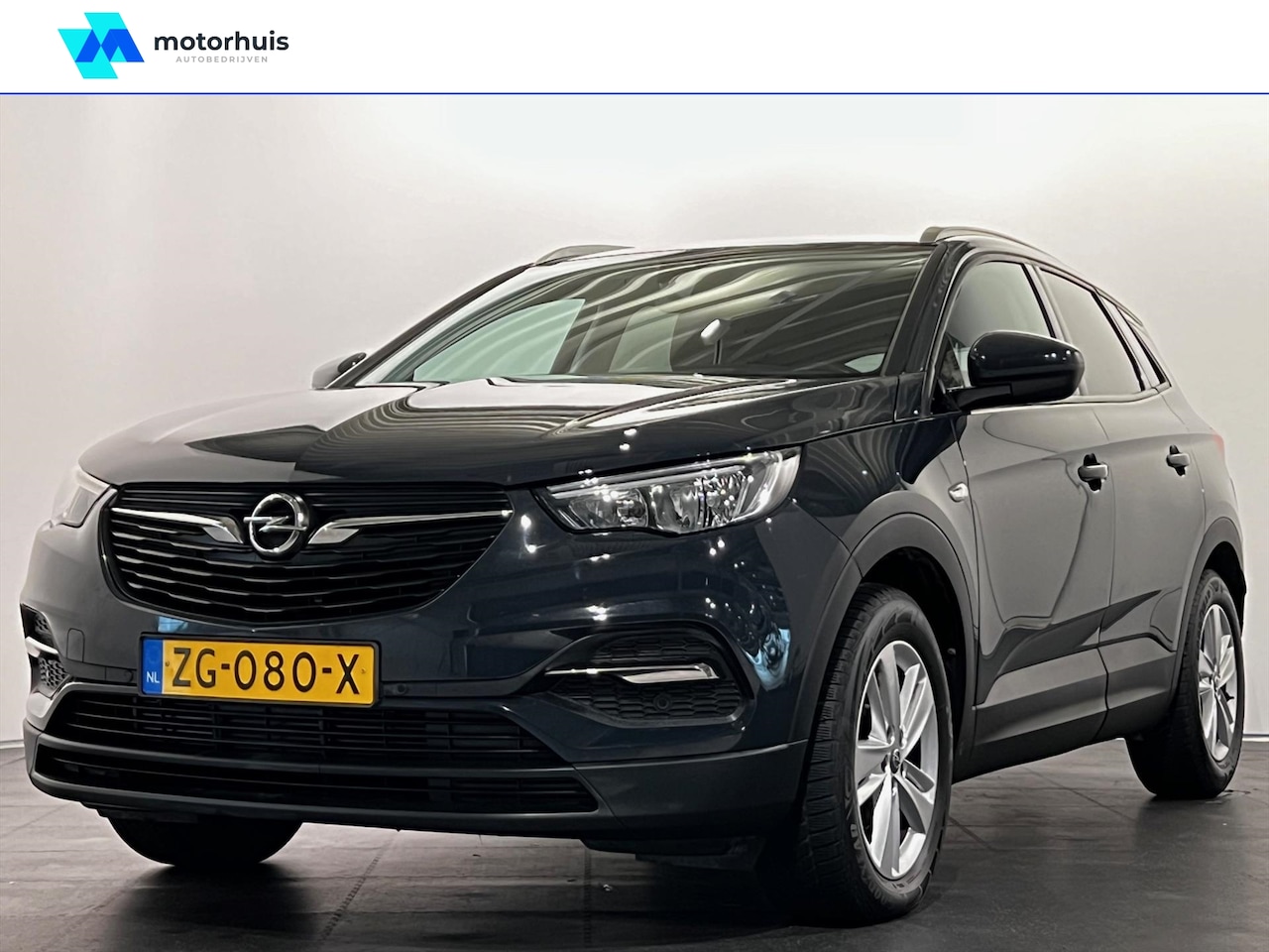 Opel Grandland X - 1.2 Turbo 130pk S&S Business/navigatie/parkeersensoren/trekhaak - AutoWereld.nl