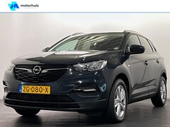 Opel Grandland X - 1.2 Turbo 130pk S&S Business/navigatie/parkeersensoren/trekhaak