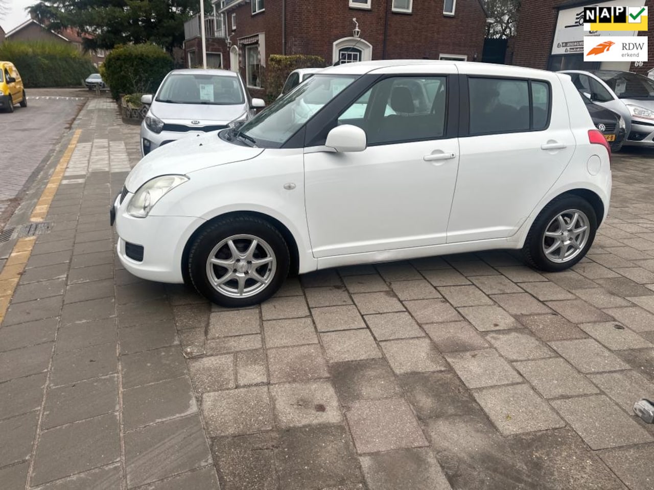 Suzuki Swift - 1.3 Base 1.3 Base - AutoWereld.nl