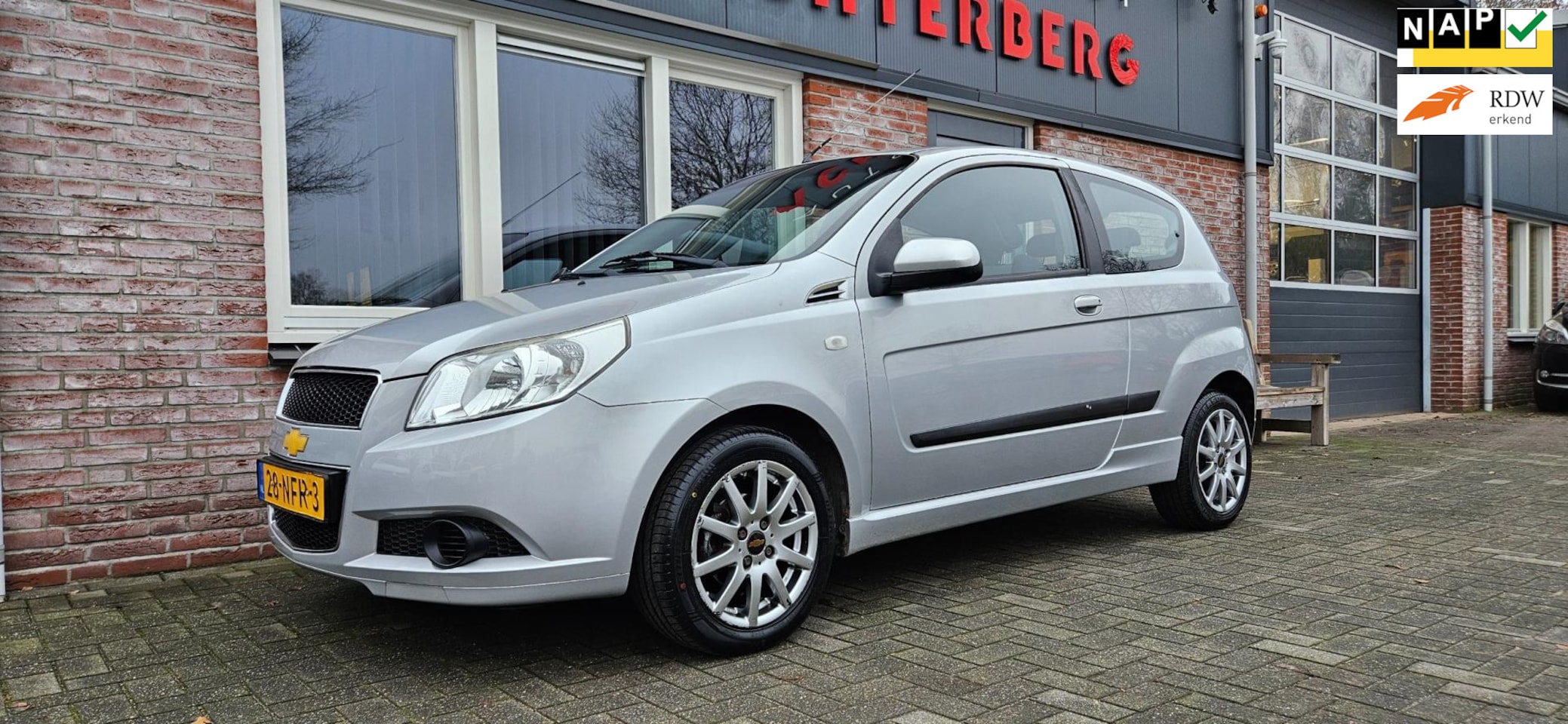 Chevrolet Aveo - 1.2 16V LS B-clever Airco! NAP! Nieuwe Apk! Leuke Auto! - AutoWereld.nl