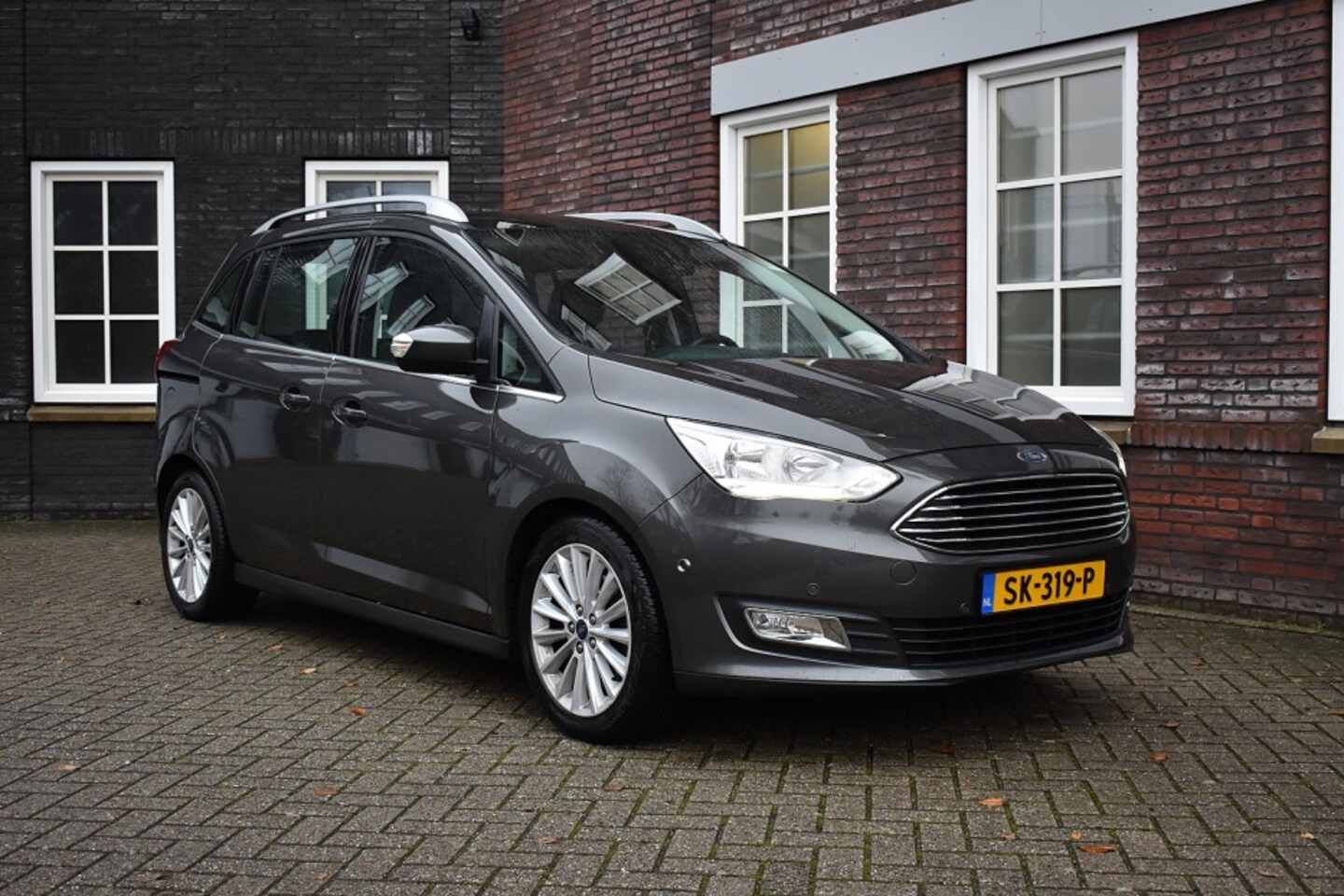 Ford Grand C-Max - 1.0 Titanium 1.0 Titanium - AutoWereld.nl