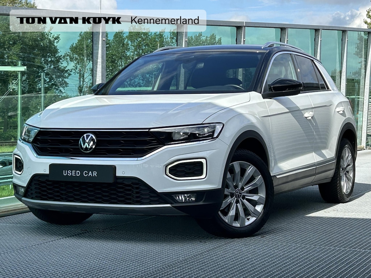 Volkswagen T-Roc - 1.5 TSI Sport Business R 1.5 TSI Sport Business R , Automaat , Trekhaak , Adaptive Cruise , Carplay , PDC , Parkeer - AutoWereld.nl