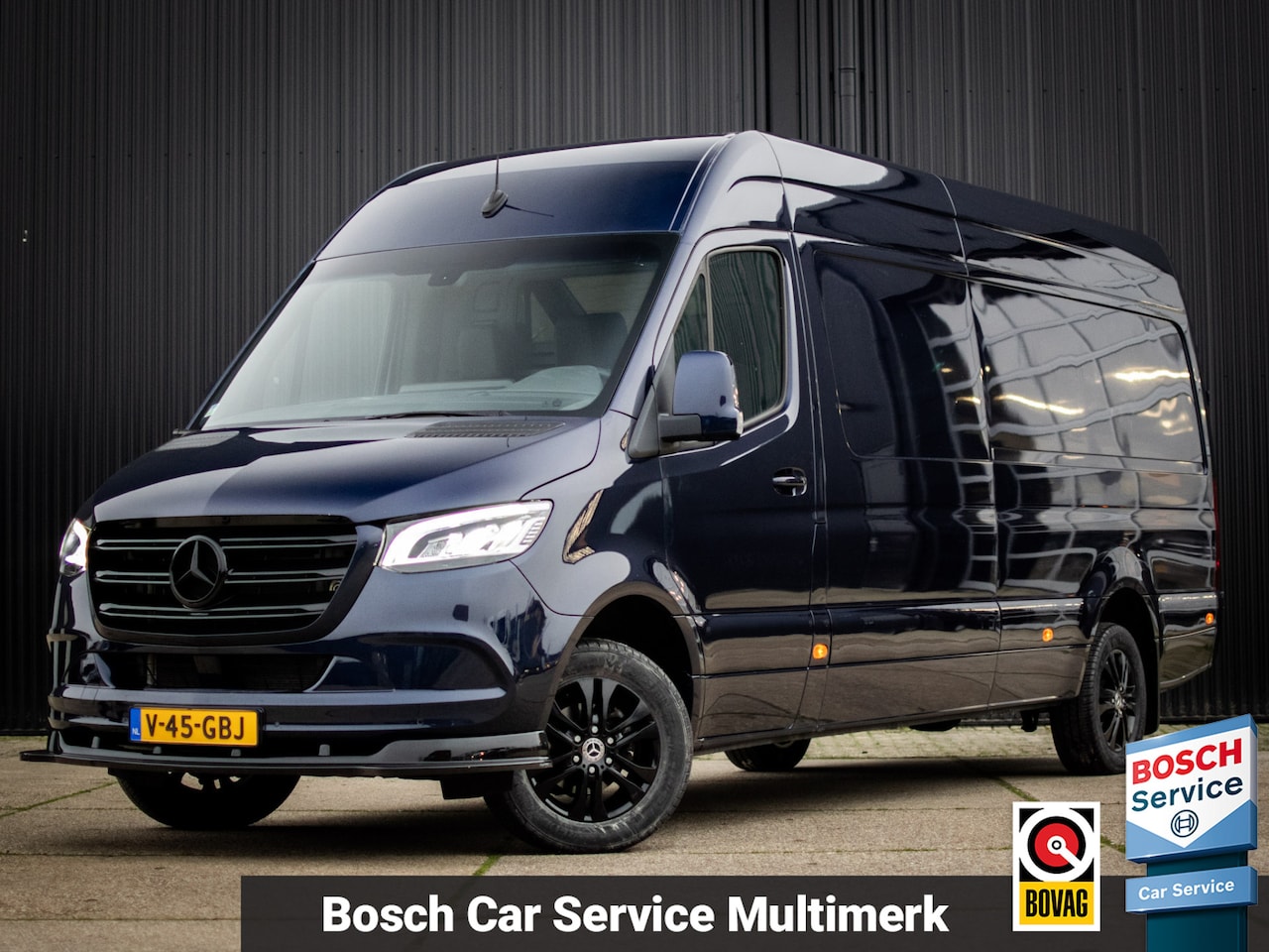 Mercedes-Benz Sprinter - 317 L3H2 RWD 170PK | LED | LEDER | 3500KG TREKGEWICHT - AutoWereld.nl