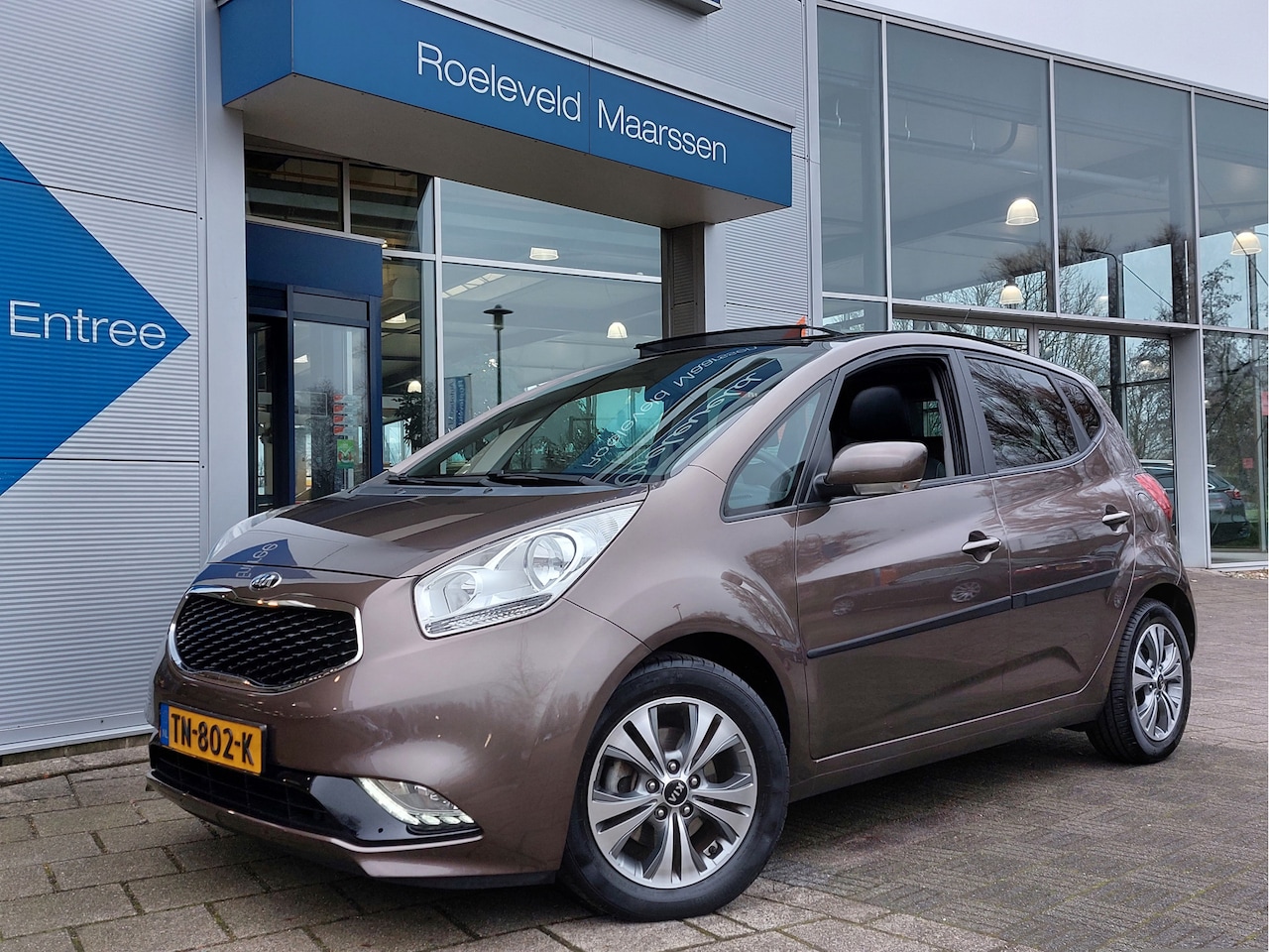 Kia Venga - 1.4 CVVT 90pk Edition | 1ste Eigenaar | Navi | Clima | Cruise | Panorama Schuifdak | Pdc+C - AutoWereld.nl