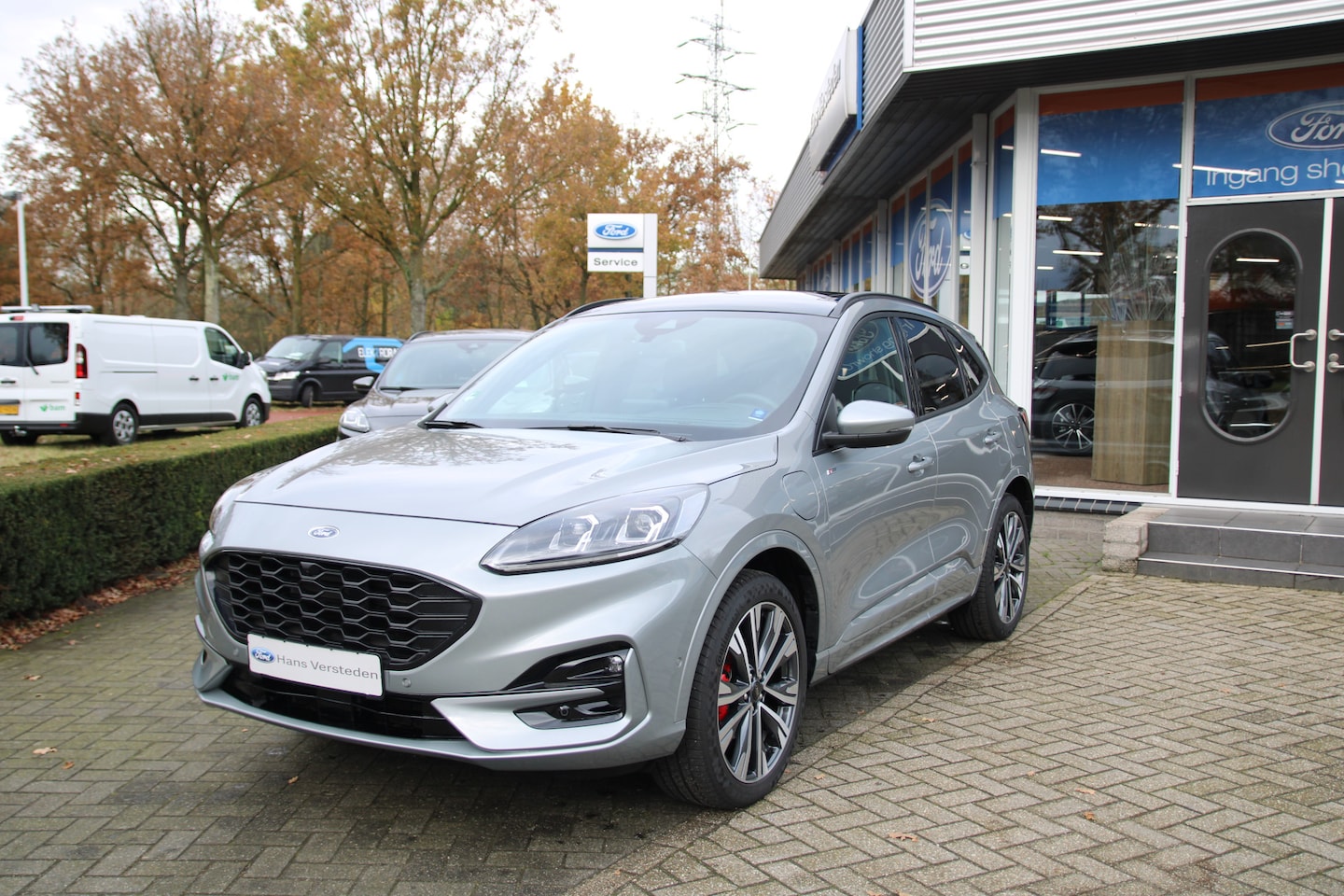 Ford Kuga - 2.5 PHEV 225pk ST-Line X Automaat PANODAK HEAD-UP WINTERPACK CAMERA - AutoWereld.nl