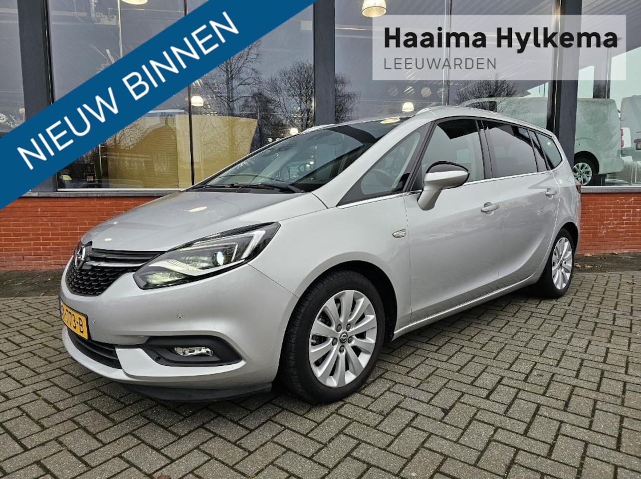 Opel Zafira - 1.6 Turbo Blitz 7p. Leer | stuur en stoelverwarming | trekhaak | 7persoons | navigatie | c - AutoWereld.nl