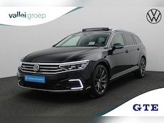 Volkswagen Passat Variant - 1.4 TSI 218PK DSG PHEV GTE Business | Pano | Trekhaak | IQ Light | HUD | Keyless | Camera