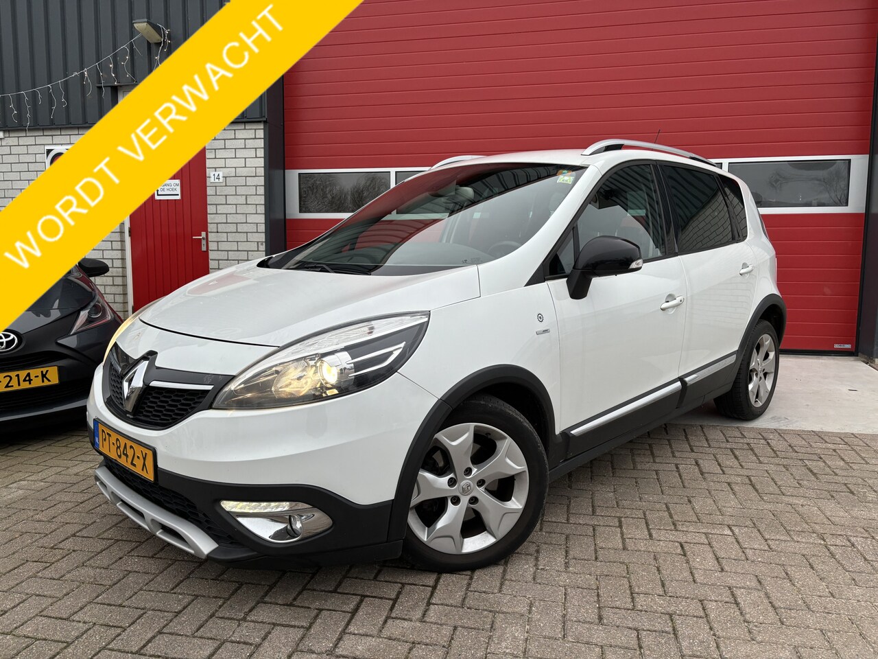 Renault Scénic Xmod - 1.5 dCi Bose KEYLESS / NAVI / CLIMA / PDC / BLUETOOTH / CRUISE / ELEK RAMEN / STOERE AUTO! - AutoWereld.nl