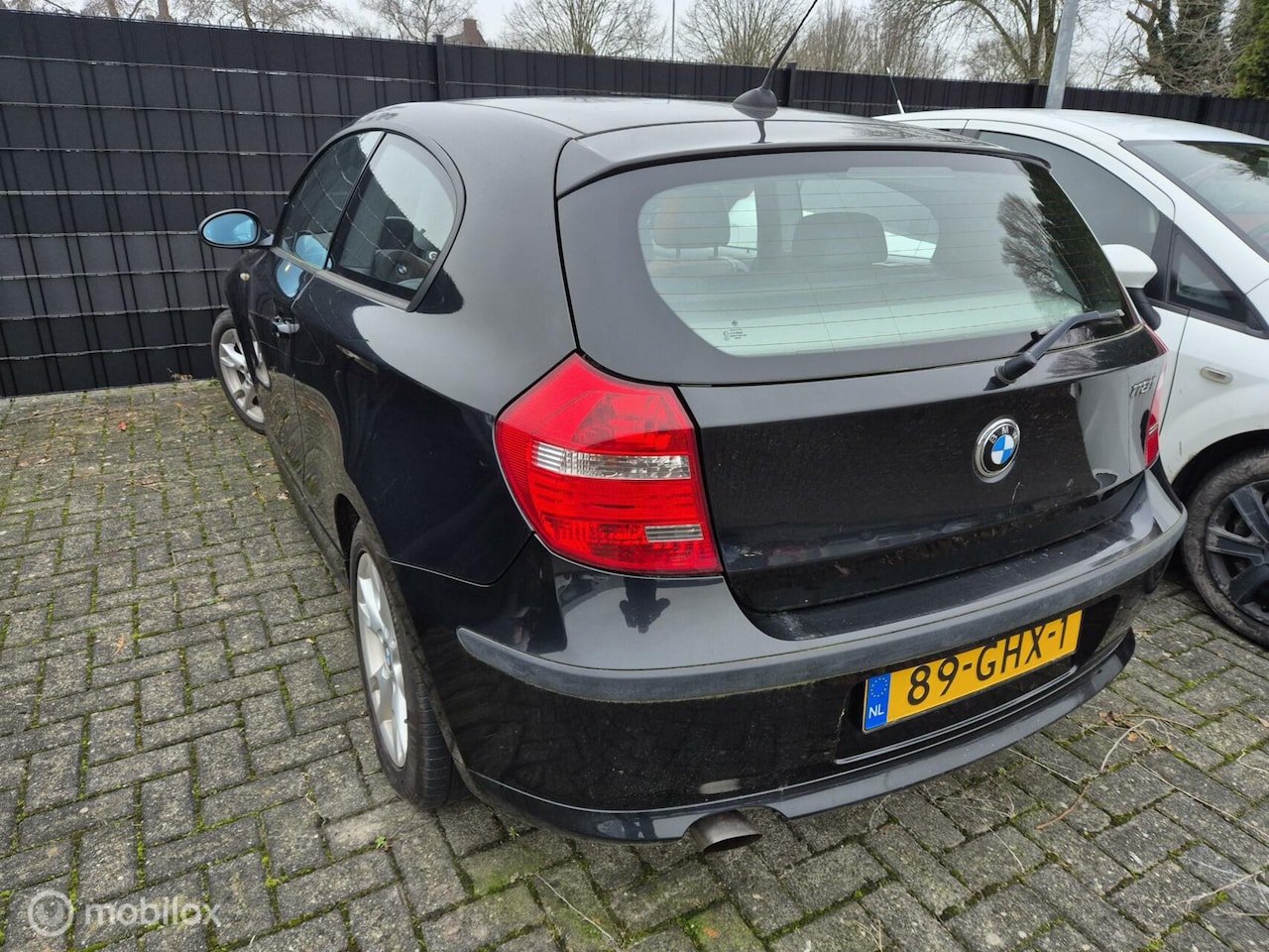 BMW 1-serie - 118i Executive 118i Executive, met wat sleutelwerk, zie tekst, - AutoWereld.nl