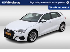 Audi A3 Sportback - 35 TFSI 150pk S-Tronic Business edition / LED / Navigatie / PDC Achter / 17" LMV