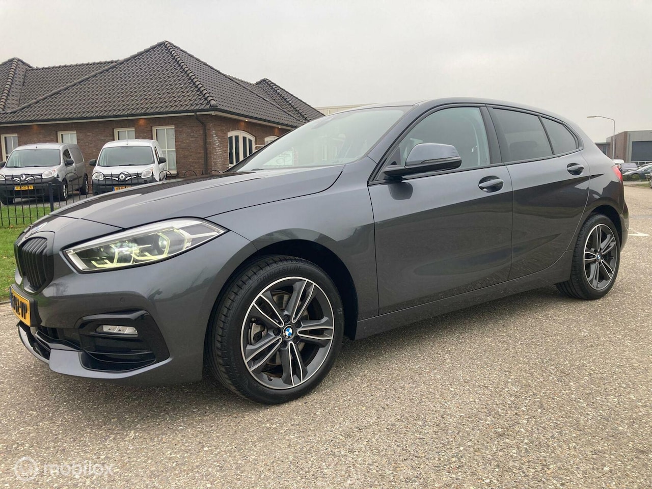 BMW 1-serie - 118i Corporate Executive sportline - AutoWereld.nl