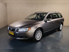 Volvo V70 - 2.0 Kinetic - Cruise control - Airco - Parkeersensoren