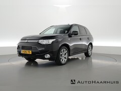 Mitsubishi Outlander - 2.0 PHEV Instyle Automaat. | Pano | Navi | Cruise | Keyless