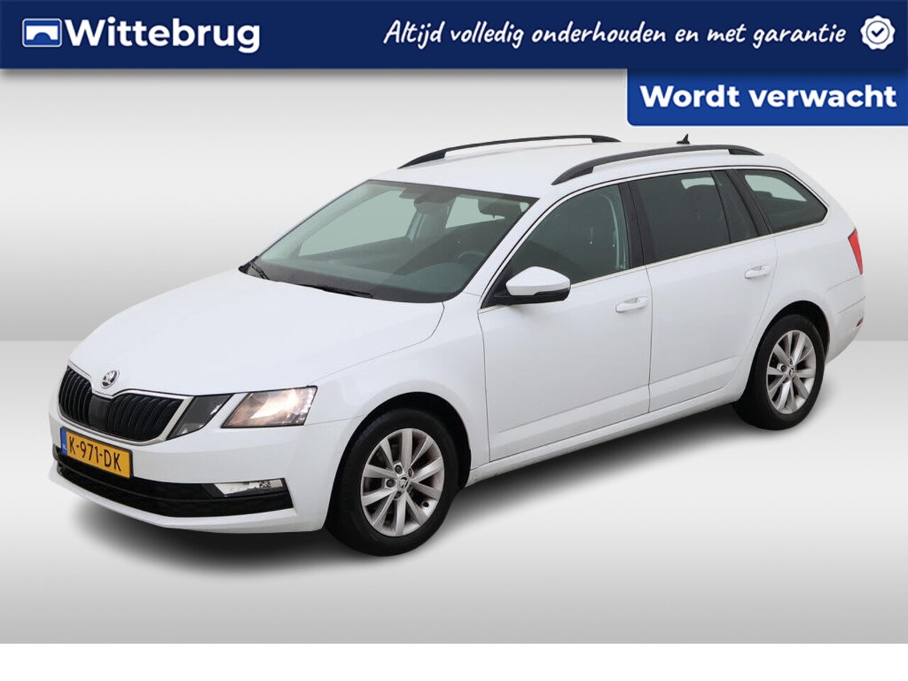 Skoda Octavia Combi - 1.0 TSI Greentech Business Edition Trekhaak / Parkeersensoren / Navigatie / Clima / Stoelv - AutoWereld.nl