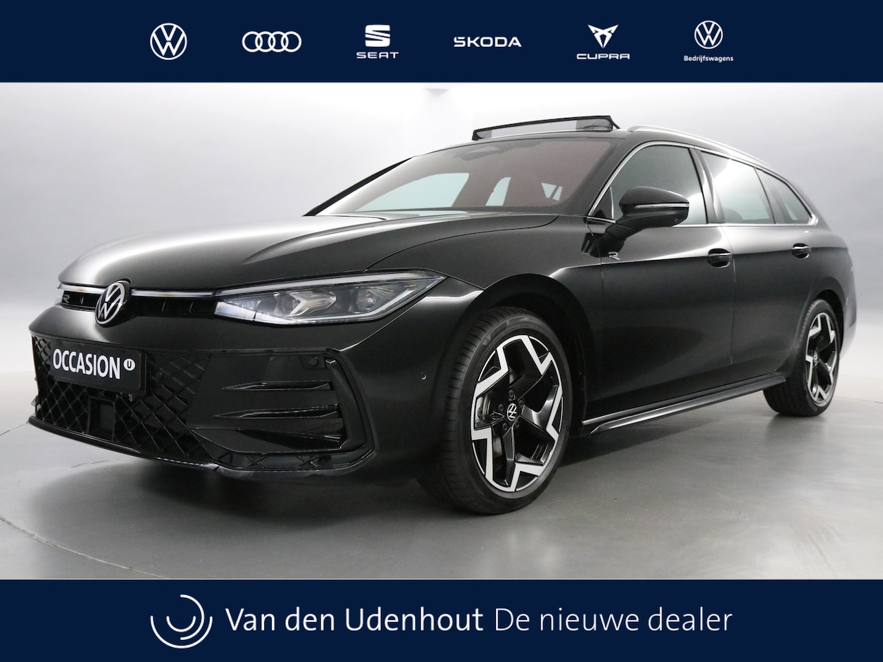 Volkswagen Passat Variant - 1.5 eTSI R-Line Business DSG / Panoramadak / Rondomzicht Camera / Stoel/Stuurverwarming - AutoWereld.nl