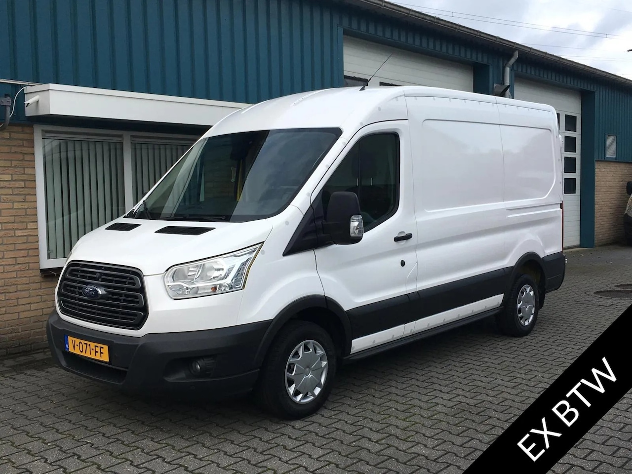 Ford Transit - 290 2.0 TDCI L2H2 Trend Euro 6 - AutoWereld.nl