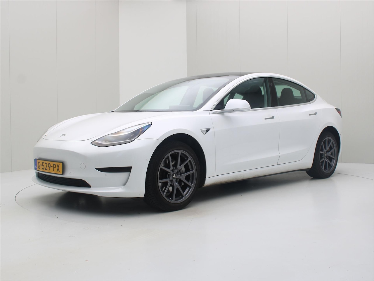 Tesla Model 3 - Standard RWD Plus [ AUTOPILOT+60 kWh+PREMIUM AUDIO ] - AutoWereld.nl