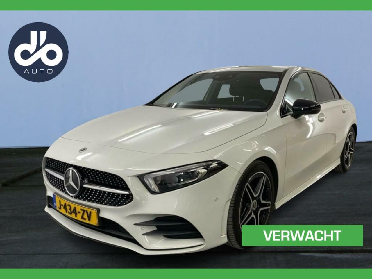 Mercedes-Benz A-klasse - 200 163pk AUTOM. Business Solution AMG SFEER VERLICHTING I GR. NAVI + DIGI DASHB. I STOF-L - AutoWereld.nl