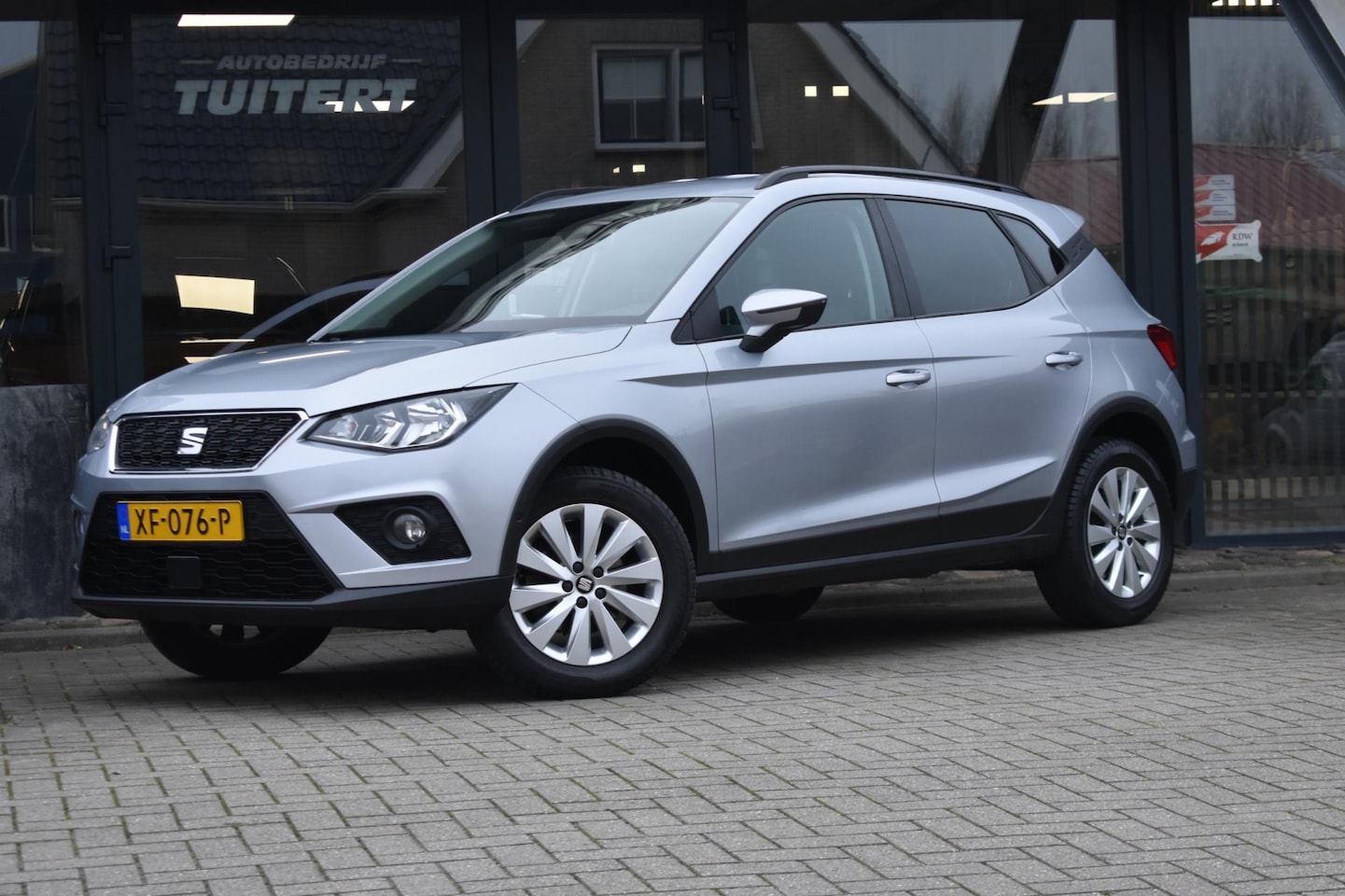 Seat Arona - 1.0 TSI CAMERA | ADAPT. CRUISE CONTROLE | APPLE CARPLAY | ANDROID AUTO | CLIMATE CONTROLE - AutoWereld.nl