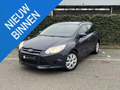 Ford Focus Wagon - 1.0 EcoBoost * Airco * Nieuwe distributie * Trekhaak