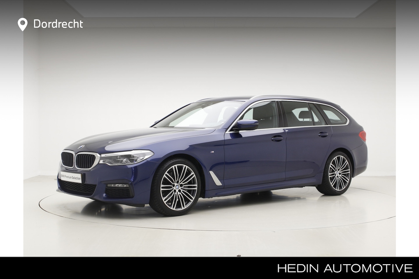 BMW 5-serie Touring - 520i High Executive | M-Sport | 19" | Panorama - AutoWereld.nl