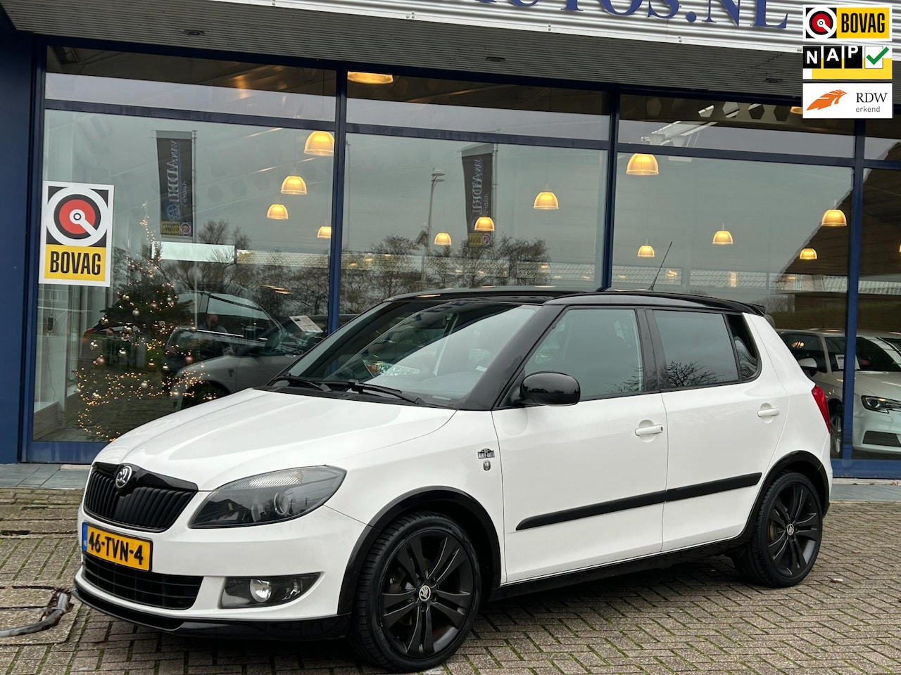 Skoda Fabia - 1.2 TSI Monte Carlo 5Drs Navi Airco Park.Sens LM-Velgen NAP NL-Auto Dealeronderhouden! - AutoWereld.nl