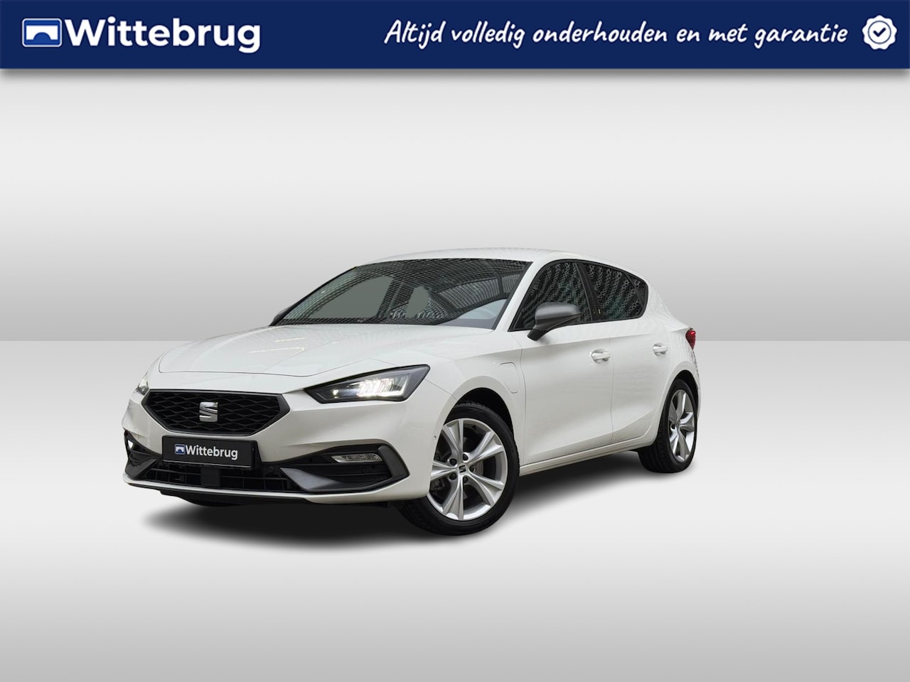 Seat Leon - 1.4 TSI eHybrid PHEV 204pk DSG FR / Navigatie / LED / 17" LMV P4 - AutoWereld.nl