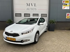 Kia Cee'd - 1.6 GDI ComfortLine / Nap /Bovag