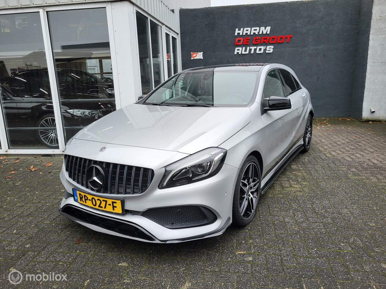 Mercedes-Benz A-klasse - A180 automaat, Business Solution AMG, Pano - AutoWereld.nl