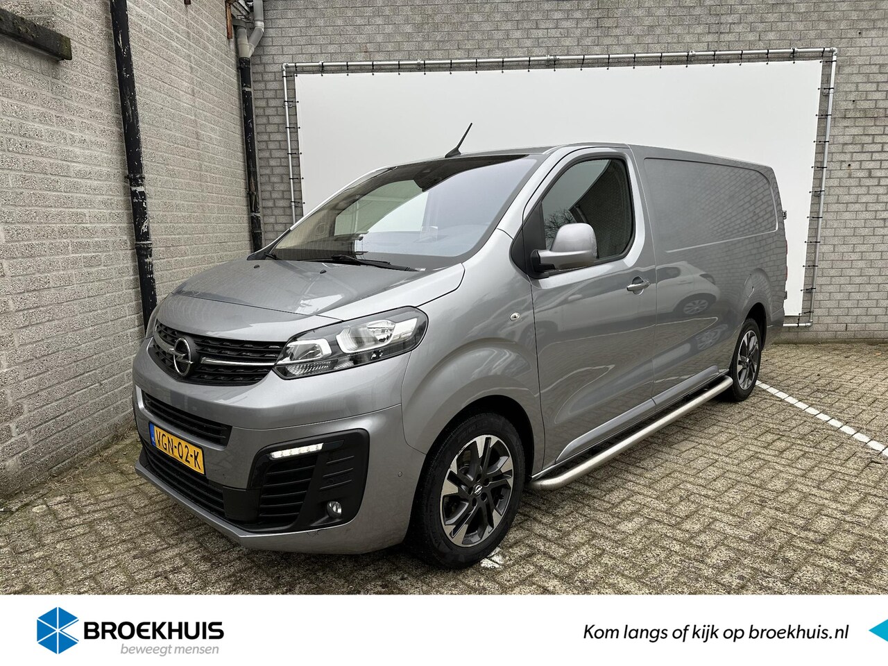 Opel Vivaro - 2.0 CDTI L3H1 Innovation | Navigatie | Sidebars | Head-Up | Trekhaak - AutoWereld.nl