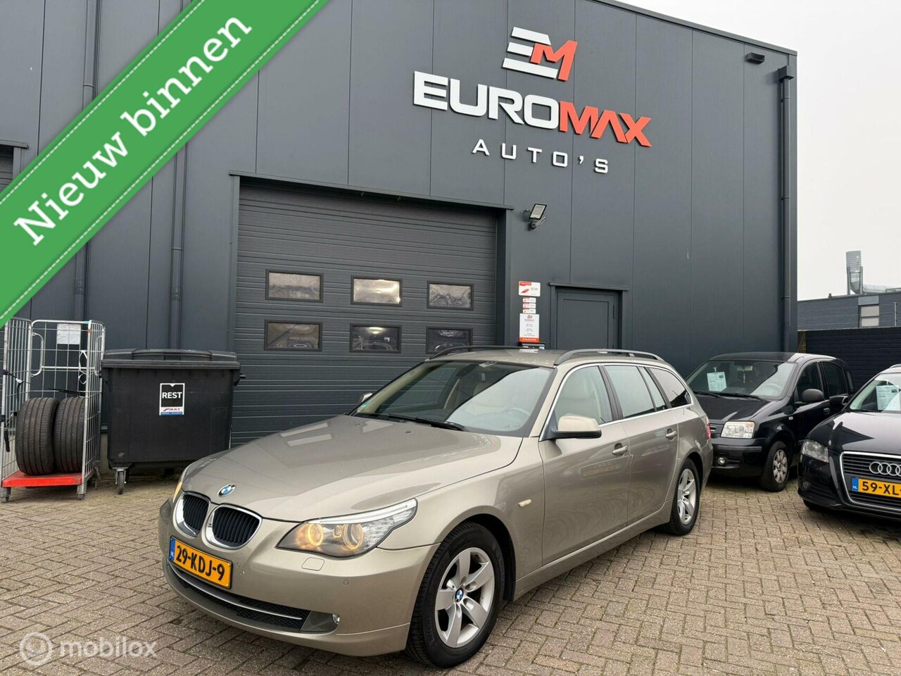 BMW 5-serie Touring - 520i Corporate Lease Business Line Edition II 520i Corporate Lease Business Line Edition II - AutoWereld.nl