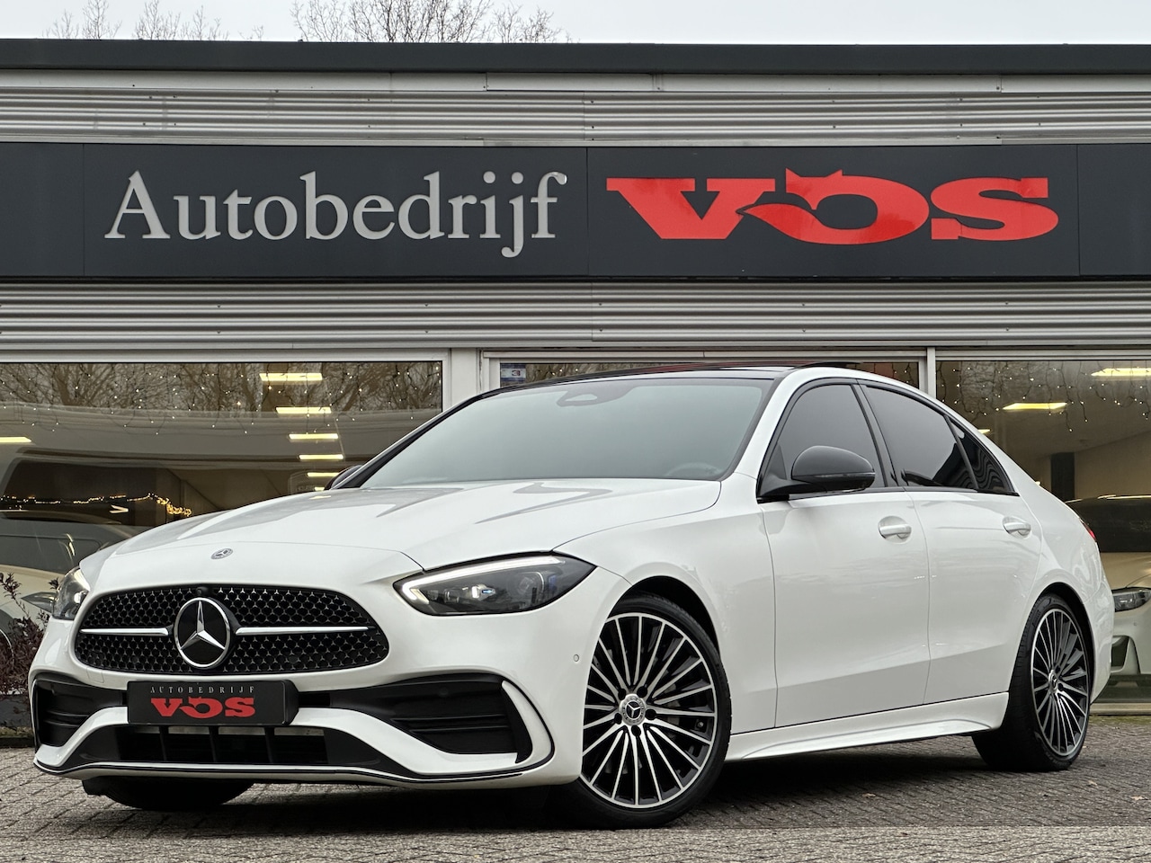 Mercedes-Benz C-klasse - 300 AMG Line | 258 pk | Massage | Panodak | Burmester | Memory - AutoWereld.nl