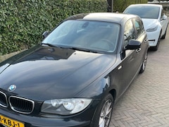 BMW 1-serie - 116i Business Line