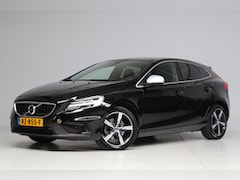 Volvo V40 - 2.0 T4 R-design [ panoramadak leder full led camera afneembare trekhaak ] 190PK dealer oh