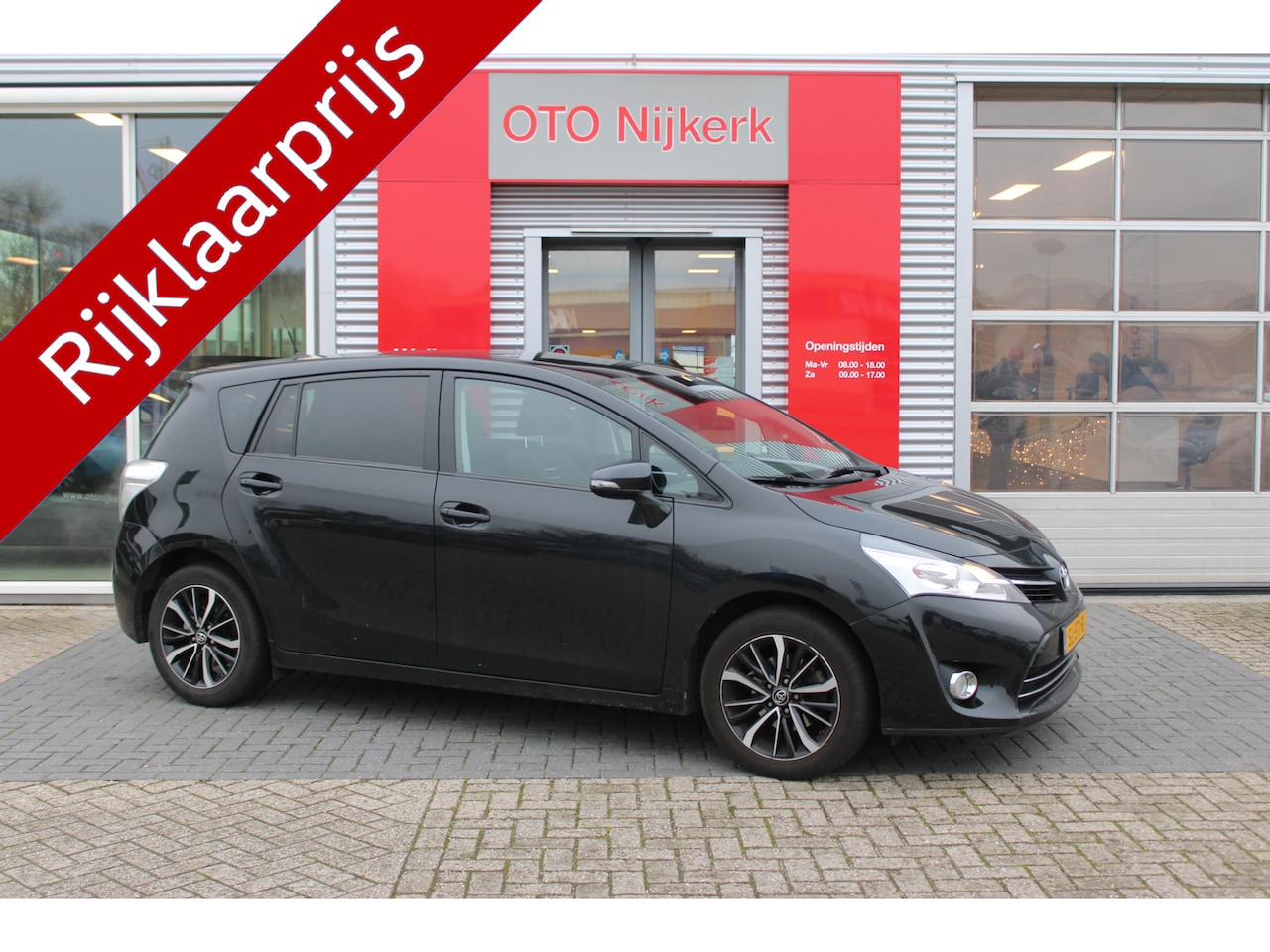 Toyota Verso - 1.8 VVT-i SkyView Edition *Met trekhaak!* - AutoWereld.nl