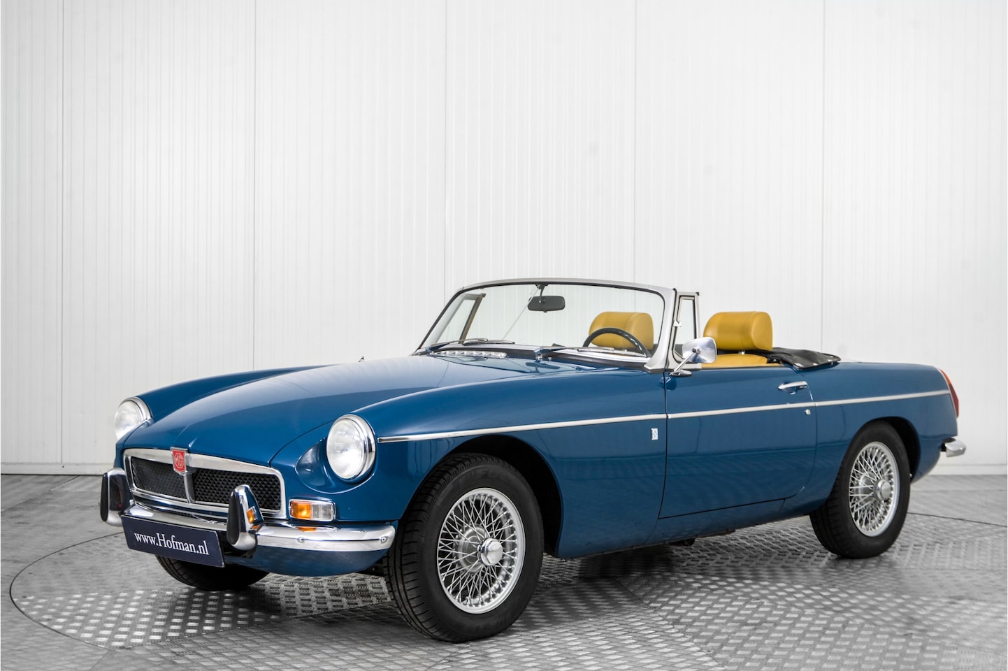 MG B type - AutoWereld.nl