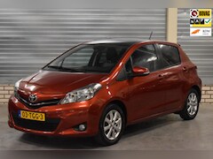 Toyota Yaris - 1.3 VVT-i Executive + Panoramadak|Camera|Half Leder|Navigatie|Bluetooth|Cruise Control|Cli