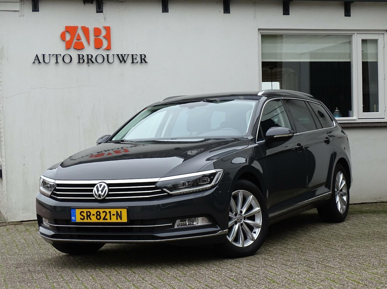 Volkswagen Passat Variant - 1.4 TSI ACT Aut Highline Executive | 150pk - AutoWereld.nl