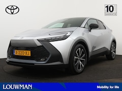 Toyota C-HR - 1.8 Hybrid 140 First Edition | Navigatie | 360 Camera | Draadloze telefoonlader | Parkeers